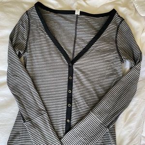 LIKE NEW condition LULULEMON long sleeve